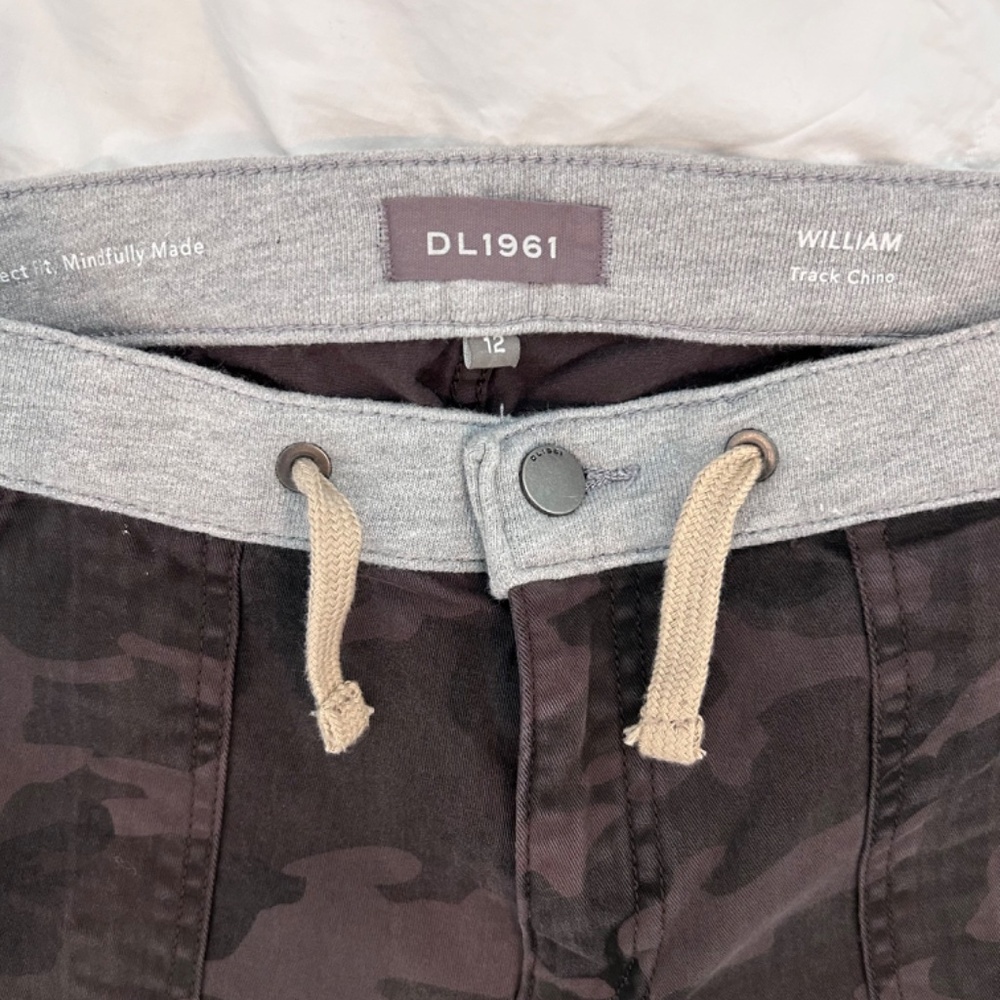 DL1961 William Camo Track Chino - Picture 4 of 6